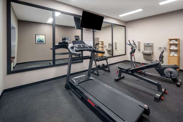 Fitness/ Exercise Room - Microtel Inn by Wyndham Tracy - I-205, Exit 8