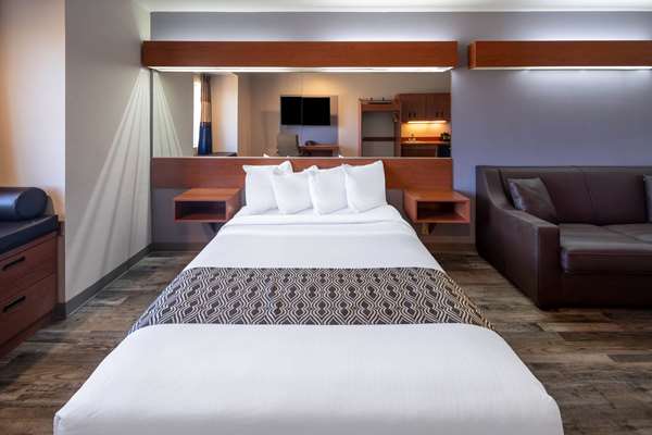 Suite - Microtel Inn by Wyndham Tracy - I-205, Exit 8