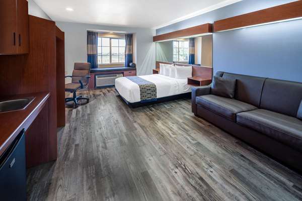 Suite - Microtel Inn by Wyndham Tracy - I-205, Exit 8