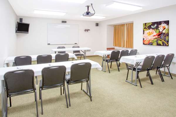  - Microtel Inn & Suites by Wyndham Gassaway