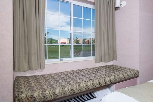  - Microtel Inn by Wyndham Onalaska - I-90, Exit 5
