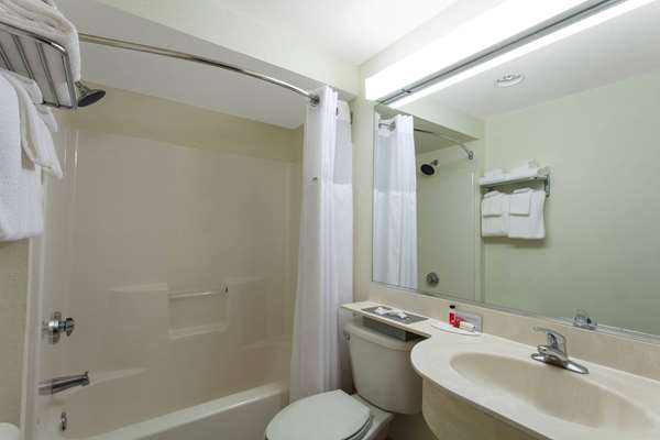  - Microtel Inn & Suites by Wyndham Lady Lake