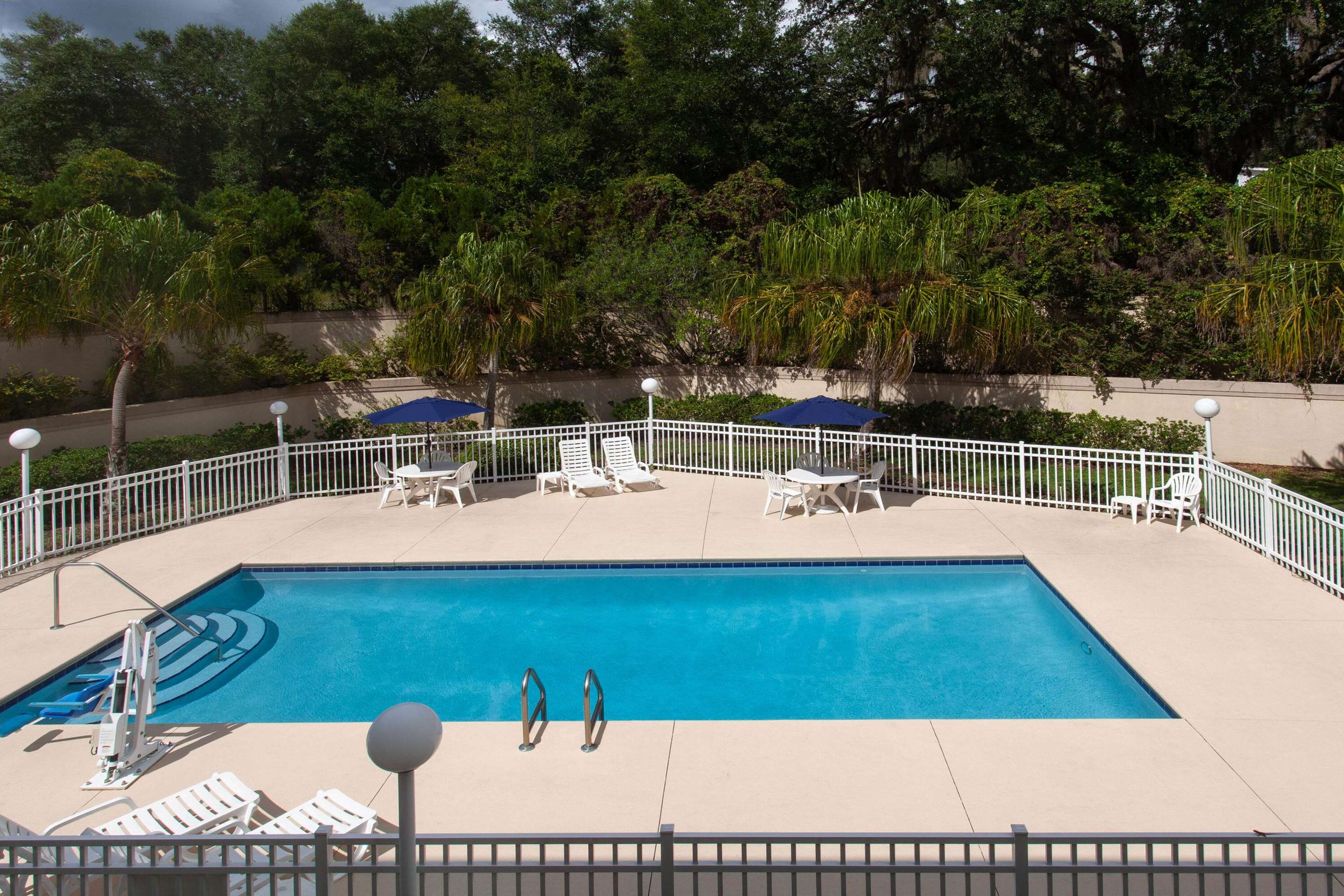 Pool | Microtel Inn and Suites by Wyndham - Lady Lake/ The Villages