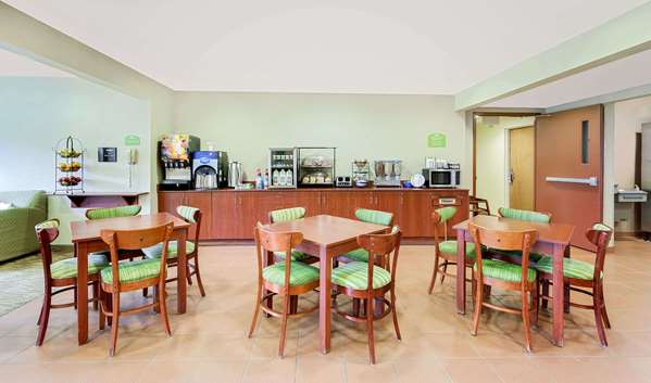  - Microtel Inn & Suites by Wyndham Wellsville