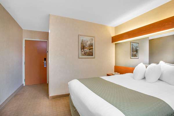  - Microtel Inn & Suites by Wyndham Springville