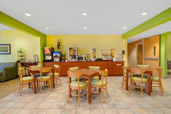  - Microtel Inn & Suites by Wyndham Springville