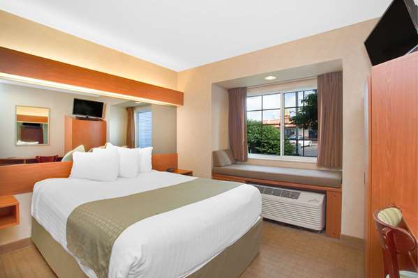  - Microtel Inn & Suites by Wyndham Springville