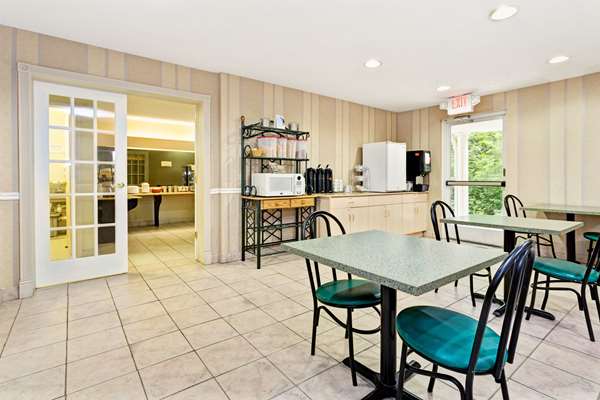  - Microtel Inn & Suites by Wyndham Florence - I-71 & I-75, Exit 182