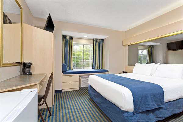 - Microtel Inn & Suites by Wyndham Florence - I-71 & I-75, Exit 182