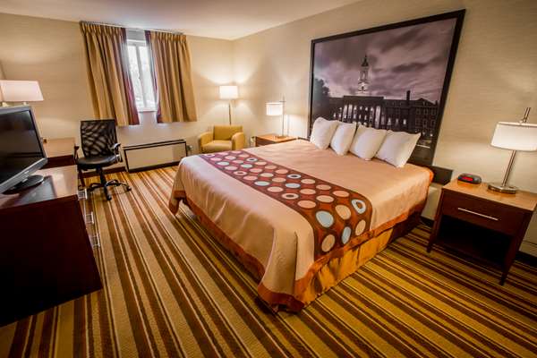  - Super 8 Hotel State College