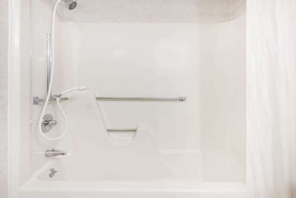  - Super 8 Hotel State College