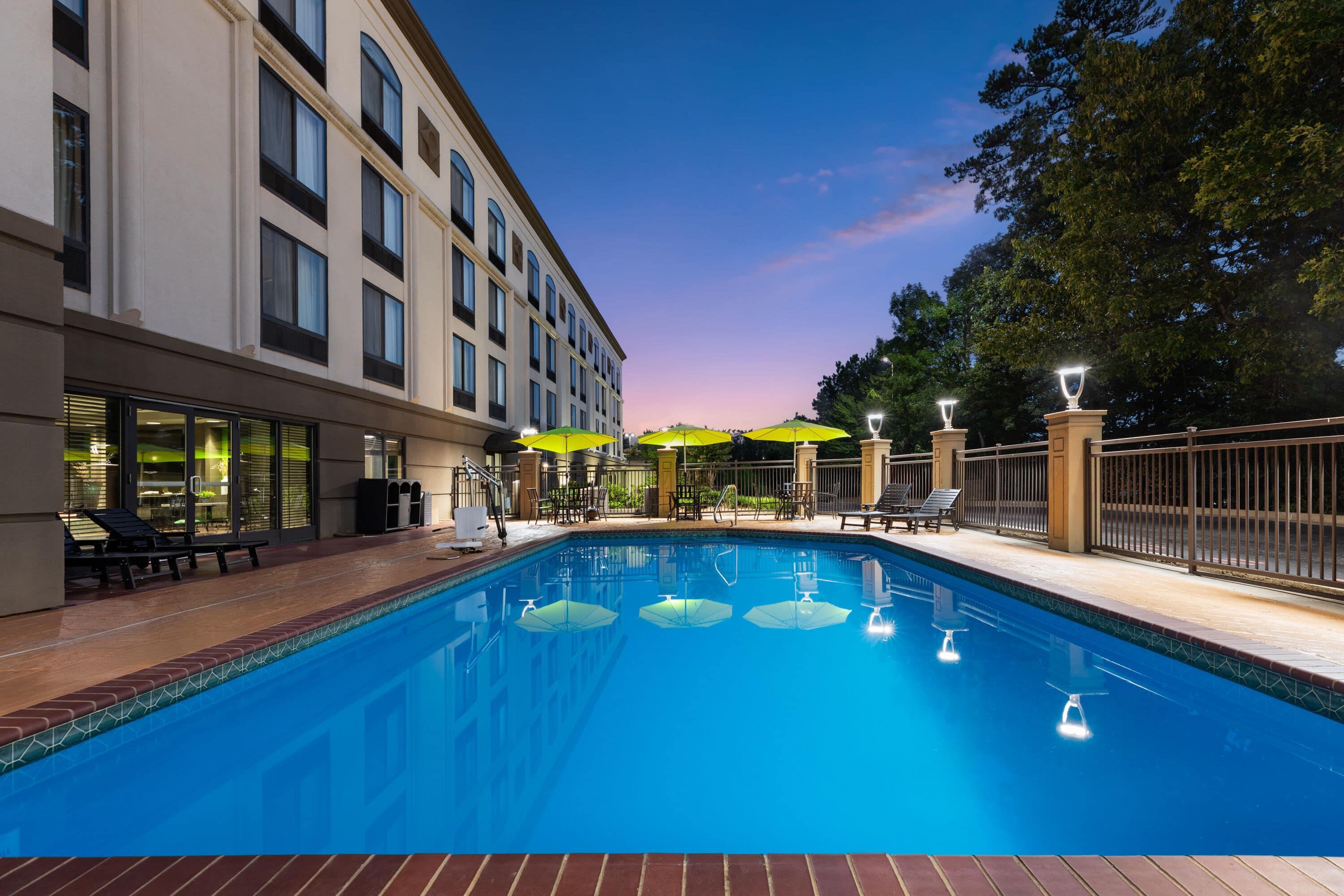 Pool | Wingate by Wyndham Little Rock
