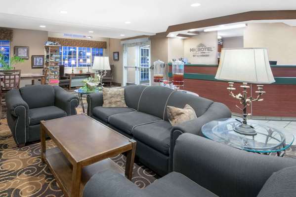  - Microtel Inn & Suites by Wyndham Rapid City - I-90, Exit 59
