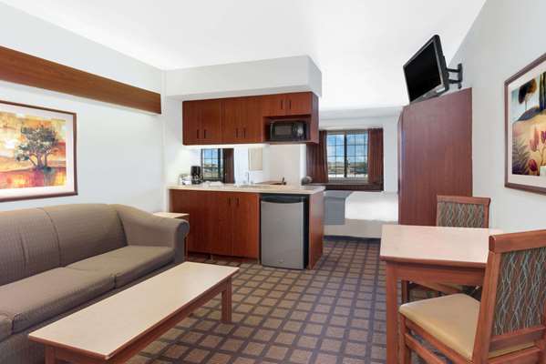 Suite - Microtel Inn & Suites by Wyndham Rapid City - I-90, Exit 59