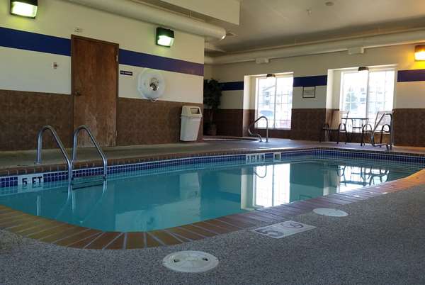 Pool - Microtel Inn & Suites by Wyndham Rapid City - I-90, Exit 59
