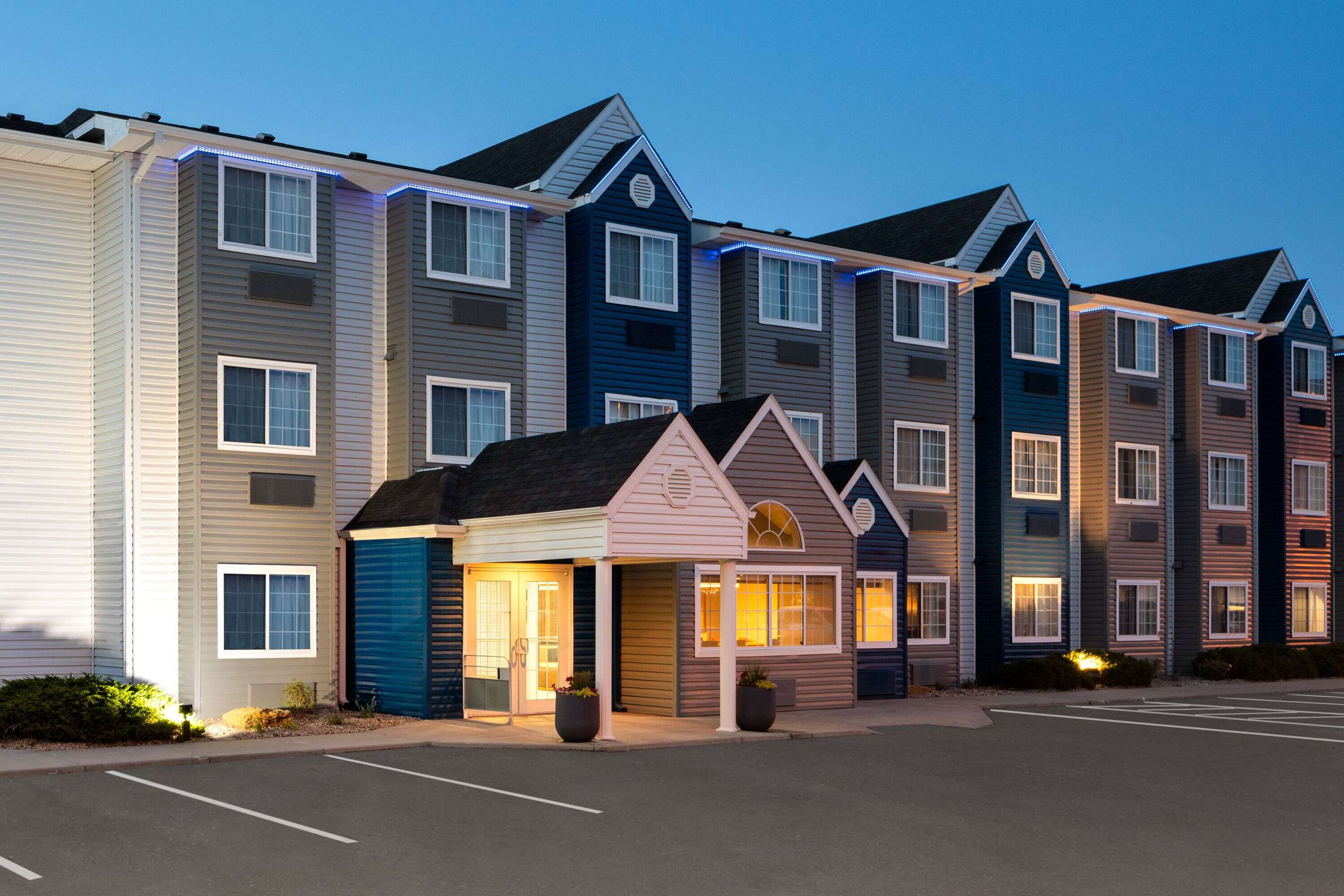 Exterior | Microtel Inn & Suites by Wyndham Rapid City
