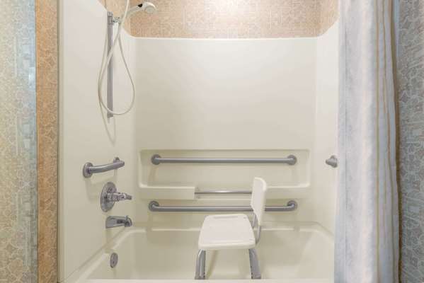  - Hawthorn Suites by Wyndham Lancaster