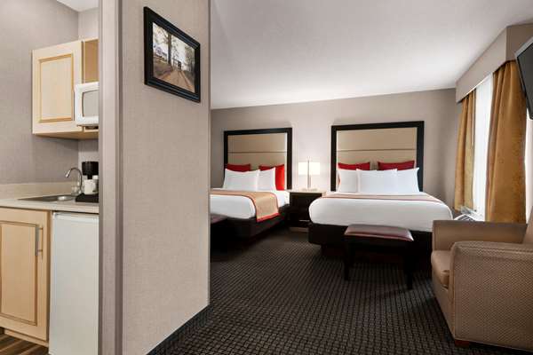 Suite - Hawthorn Suites by Wyndham Lancaster