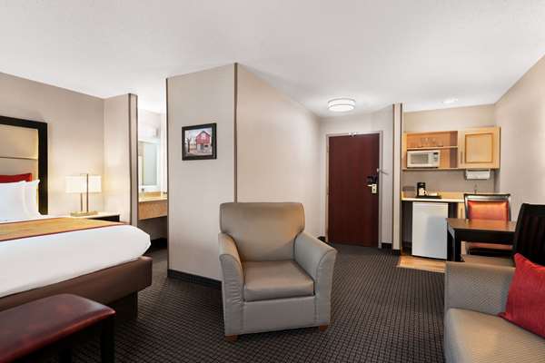 Suite - Hawthorn Suites by Wyndham Lancaster