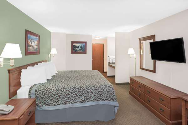  - Days Inn & Suites Brinkley - I-40, Exit 216