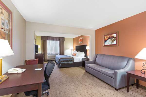Suite - Wingate by Wyndham West Monroe - I-20, Exit 114