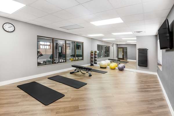 Fitness/ Exercise Room - Wingate by Wyndham Hotel Sylvania