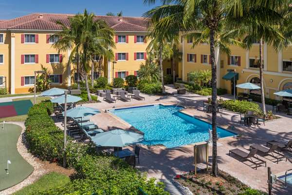 Pool - Hawthorn Suites by Wyndham Naples - I-75, Exit 107