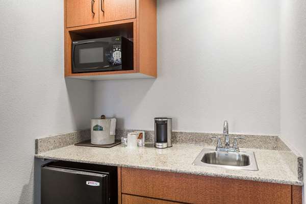  - Wingate by Wyndham Chesapeake - I-64, Exit 289