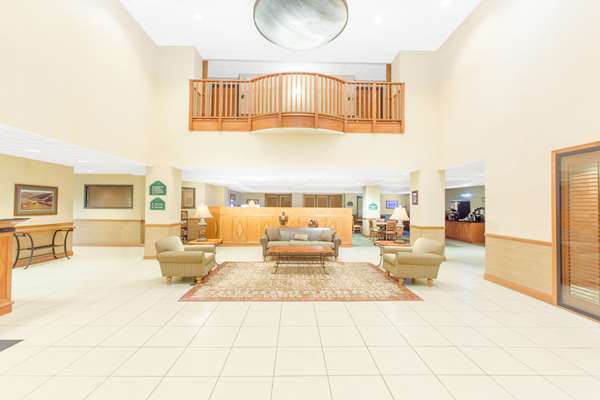  - Wingate by Wyndham Hotel Bentonville