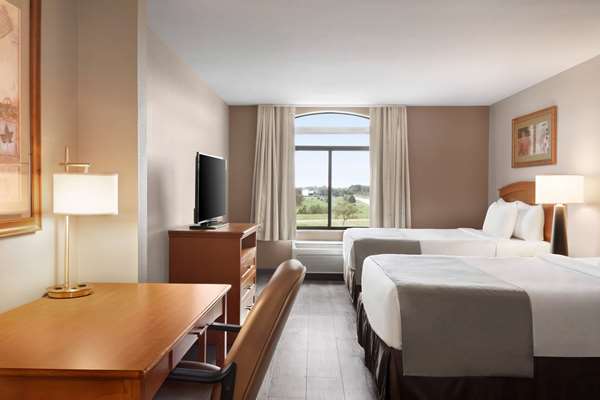  - Wingate by Wyndham Hotel Bentonville