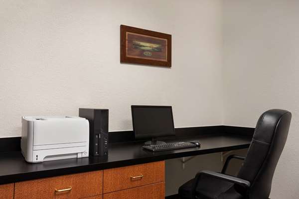 Conference Area - Wingate by Wyndham Hotel Bentonville