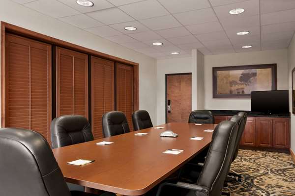  - Wingate by Wyndham Hotel Bentonville