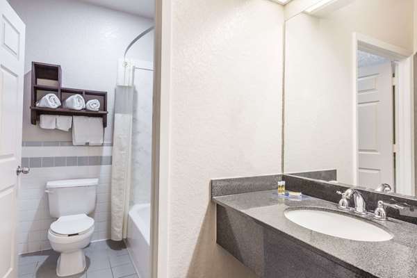  - Days Inn Dickinson - I-45, Exit 19