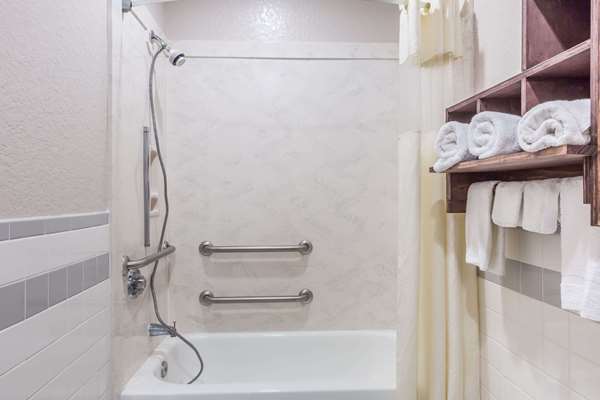  - Days Inn Dickinson - I-45, Exit 19