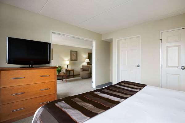 Suite - Wingate by Wyndham Jeffersontown - I-64, Exit 17