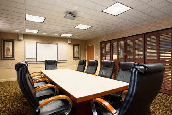  - Wingate by Wyndham Jeffersontown - I-64, Exit 17