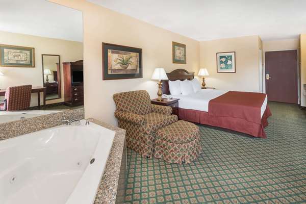 Suite - Days Inn Eunice