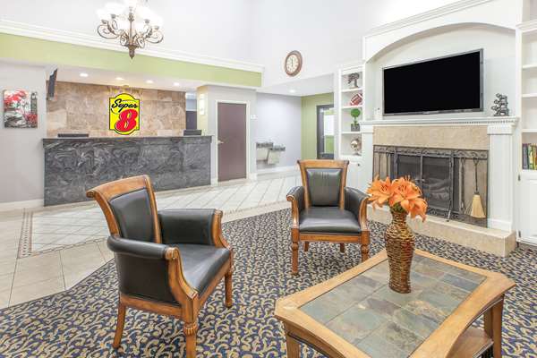  - Super 8 Hotel Lowell - I-540, Exit 78