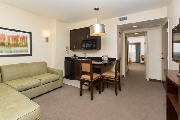 Suite - Ramada Plaza Resort International Drive Orlando - I-4, Exits 75A & 75B