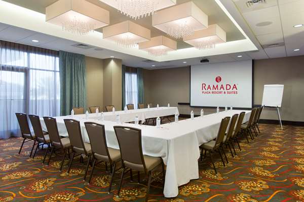  - Ramada Plaza Resort International Drive Orlando - I-4, Exits 75A & 75B