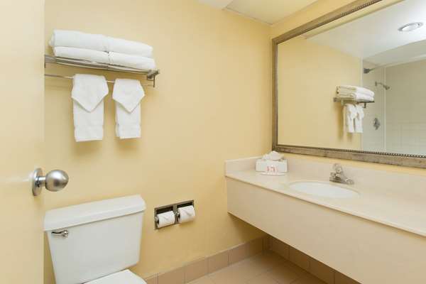  - Ramada Plaza Resort International Drive Orlando - I-4, Exits 75A & 75B