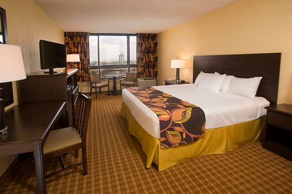  - Ramada Plaza Resort International Drive Orlando - I-4, Exits 75A & 75B