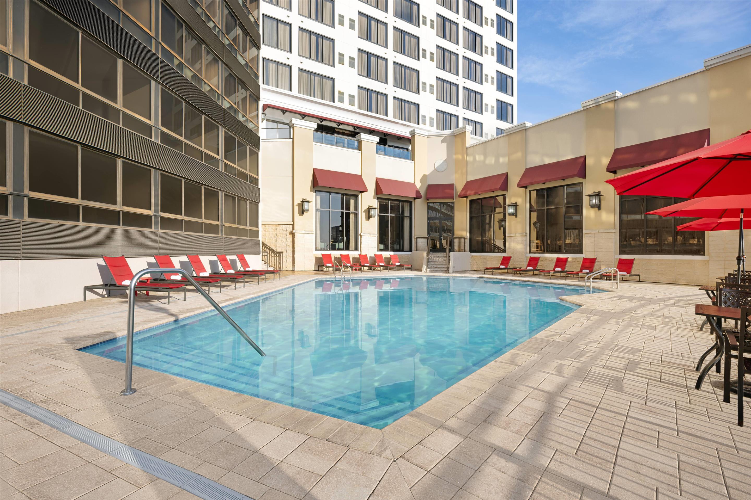Lakeside Ground Floor Main Pool | Ramada Plaza Resort & Suites by Wyndham Orlando Intl Drive