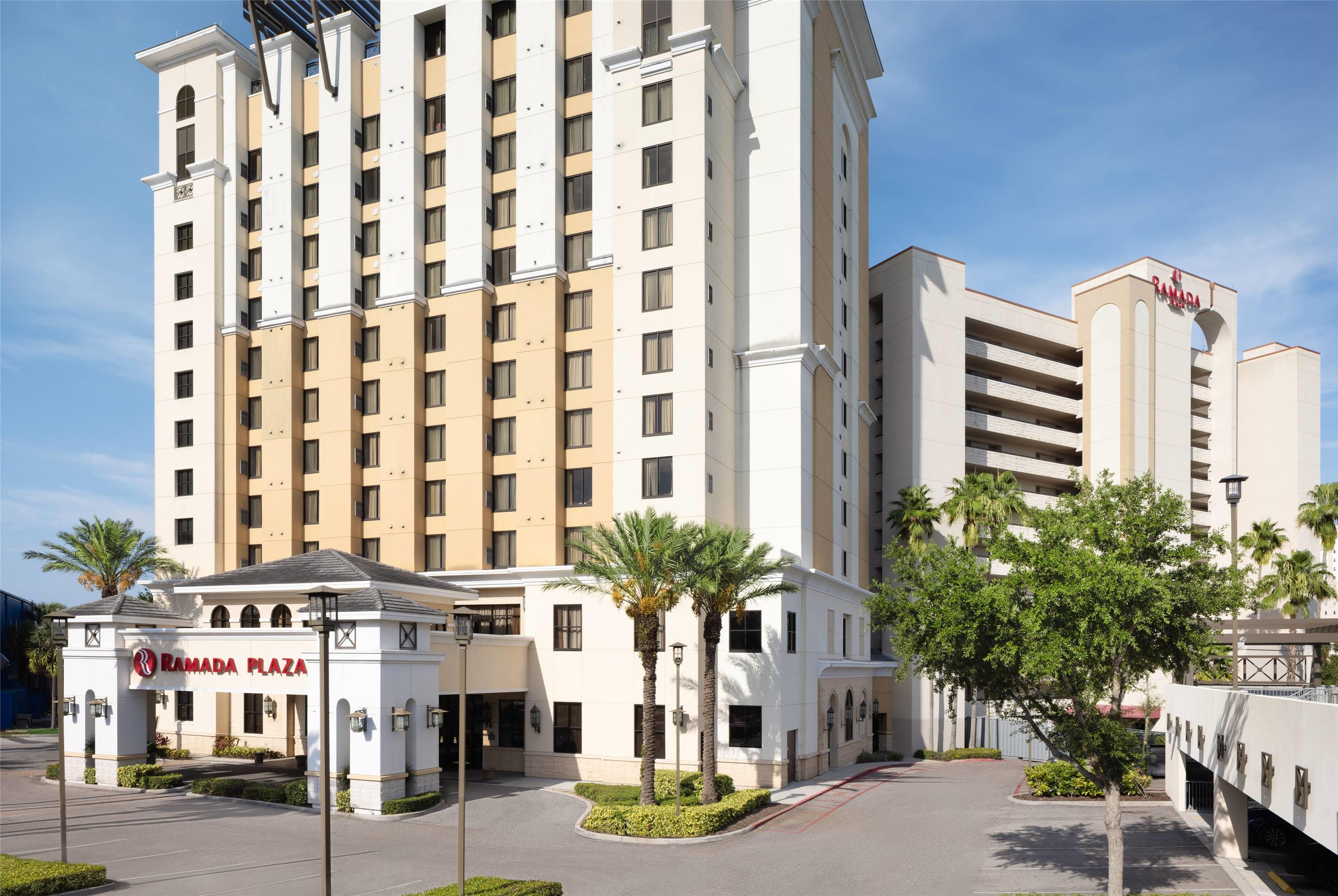 Exterior | Ramada Plaza Resort & Suites by Wyndham Orlando Intl Drive