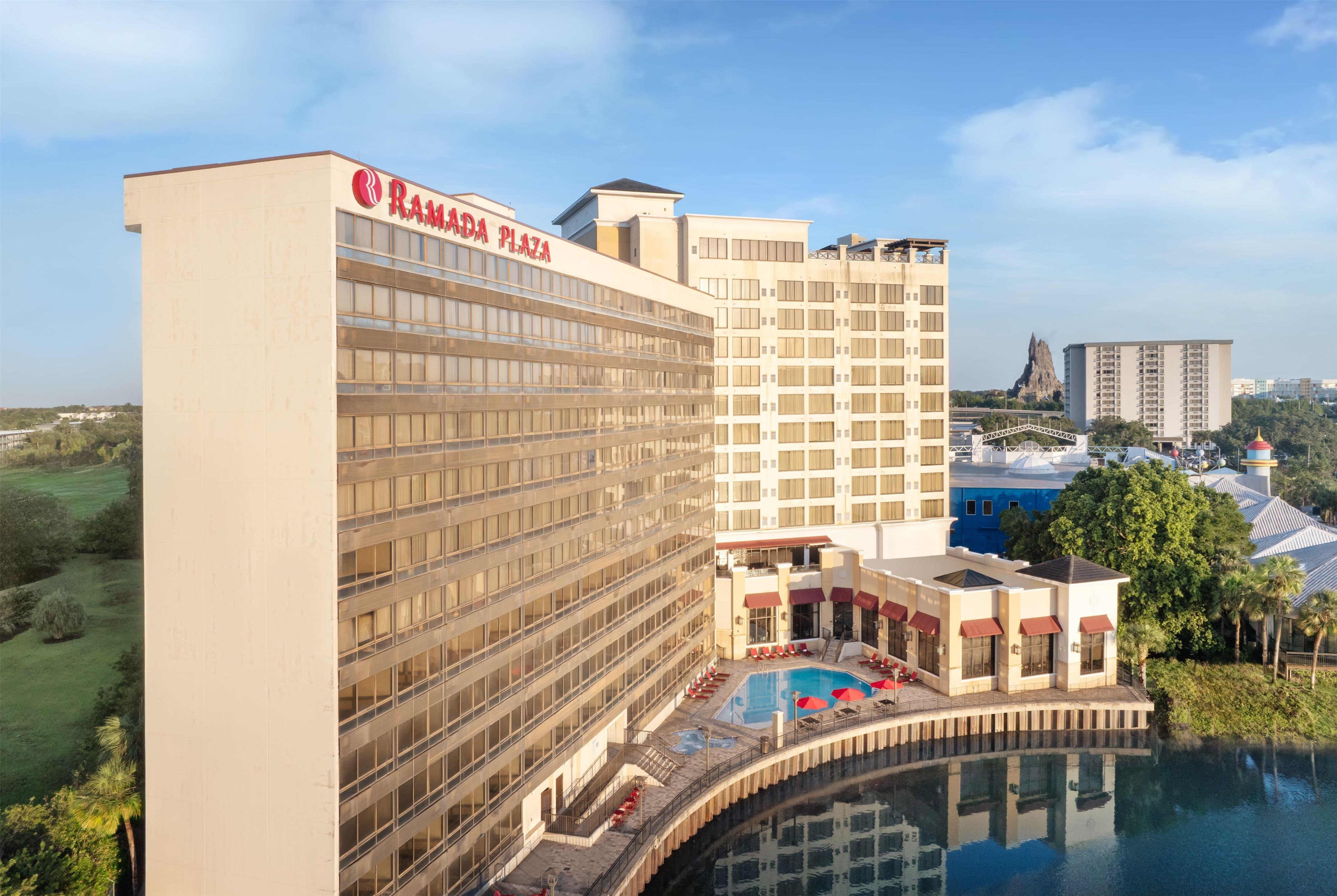 Exterior | Ramada Plaza Resort & Suites by Wyndham Orlando Intl Drive