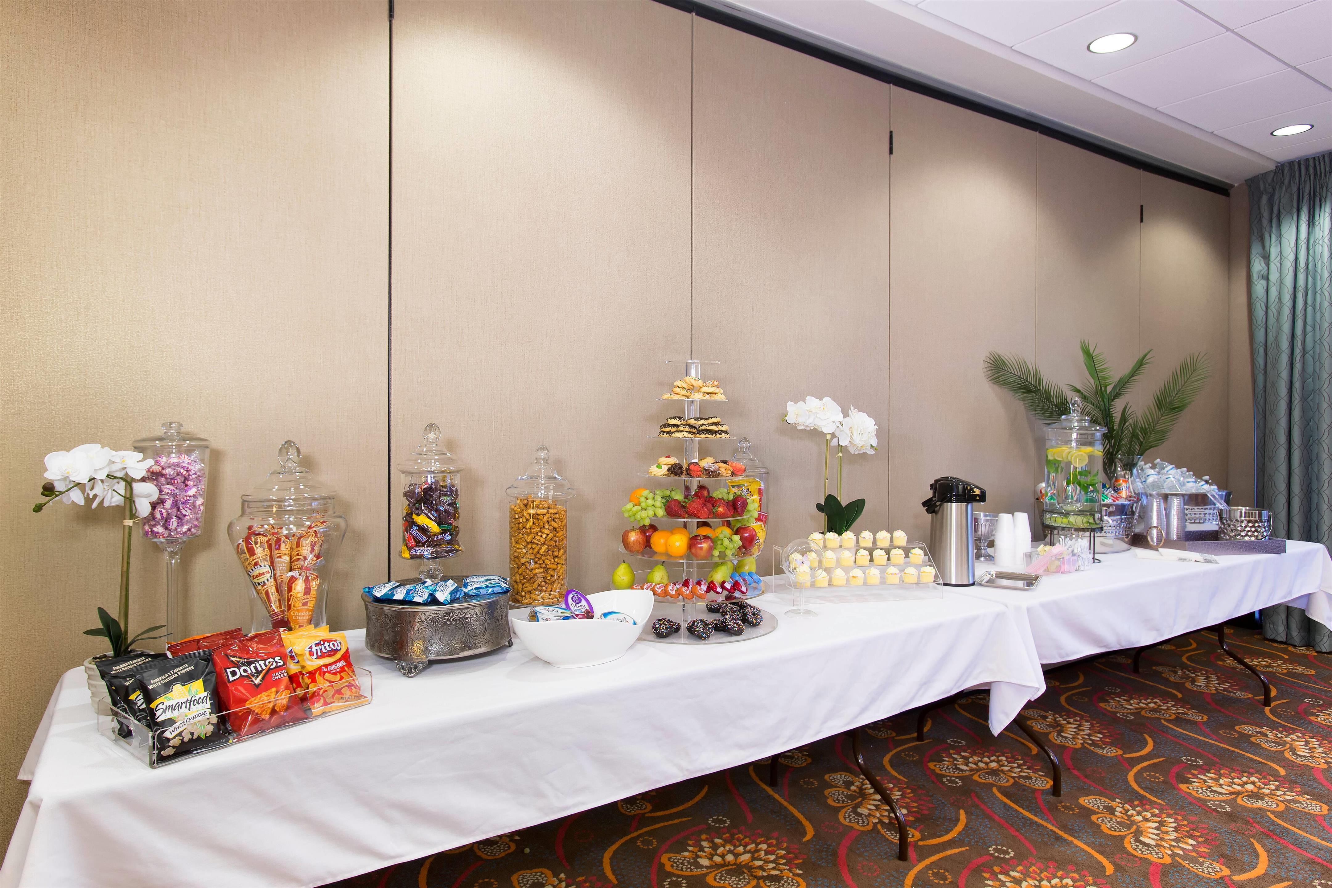 Meeting Room | Ramada Plaza Resort & Suites by Wyndham Orlando Intl Drive