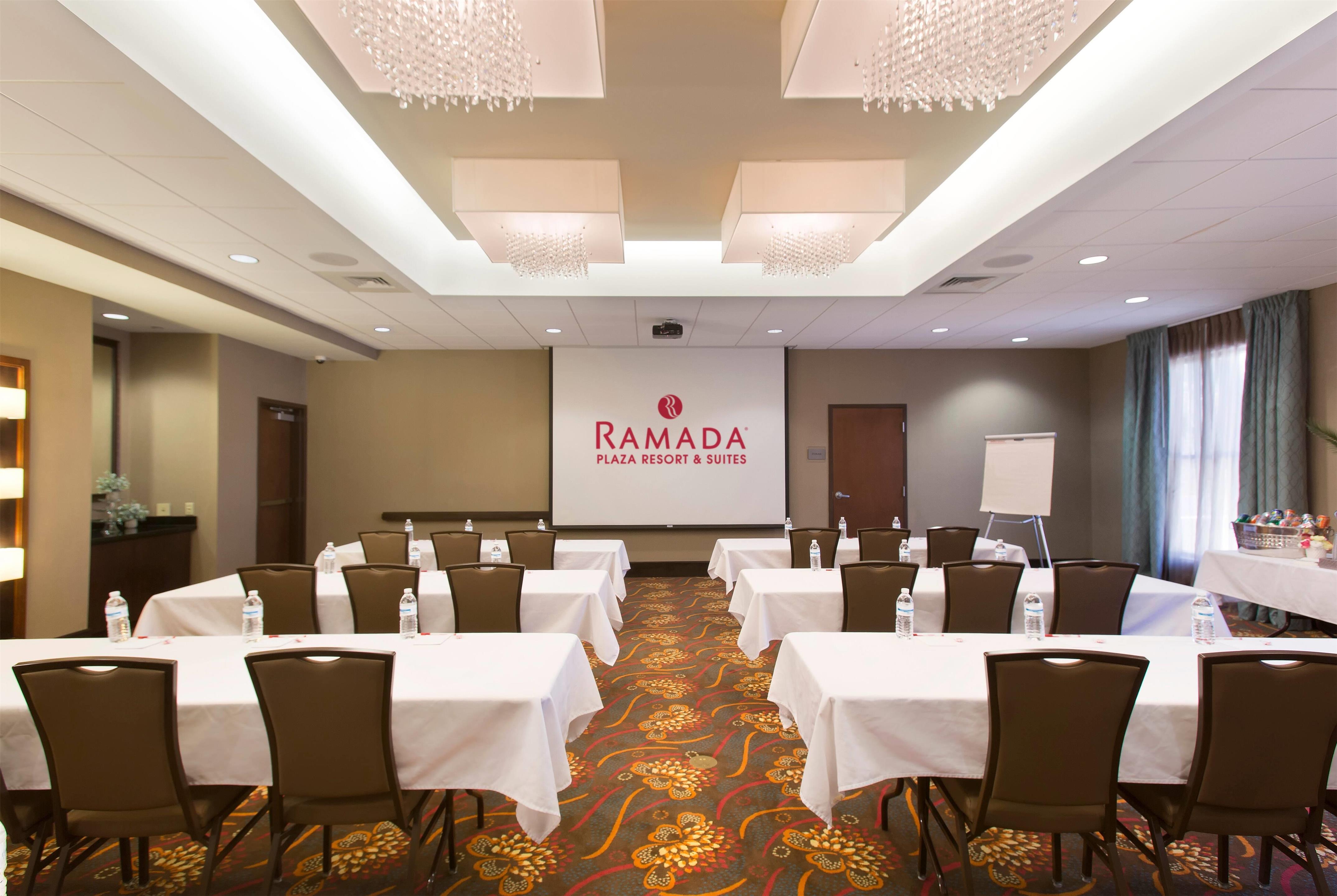 Meeting Room | Ramada Plaza Resort & Suites by Wyndham Orlando Intl Drive