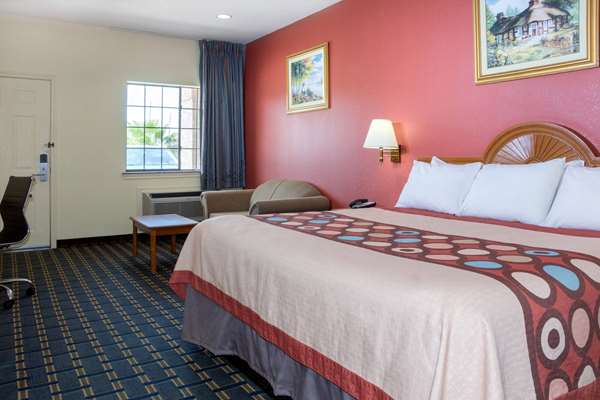  - Super 8 Motel Stafford