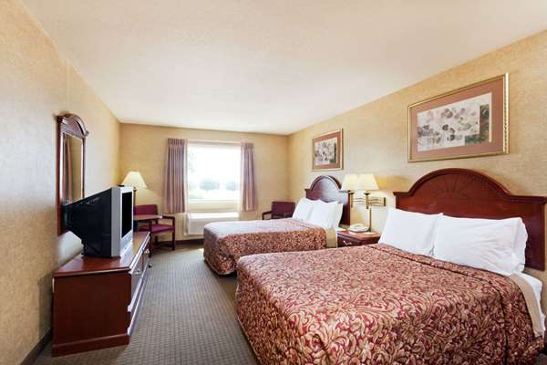  - Days Inn & Suites Wynne