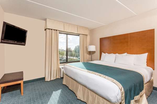  - Wingate by Wyndham Hotel Short Pump